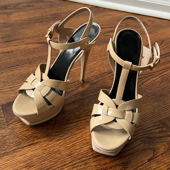 Saint Laurent Tribute Platform Sandal in nude/taupe patent leather size 38.5 - Picture 6 of 16